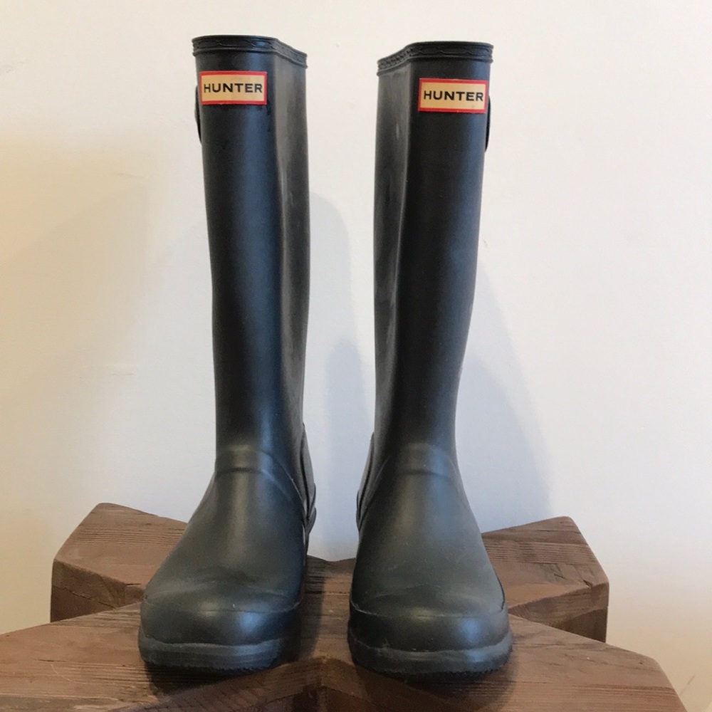 Kids Hunter Black Matte Rain Boots size 5B/ 6G